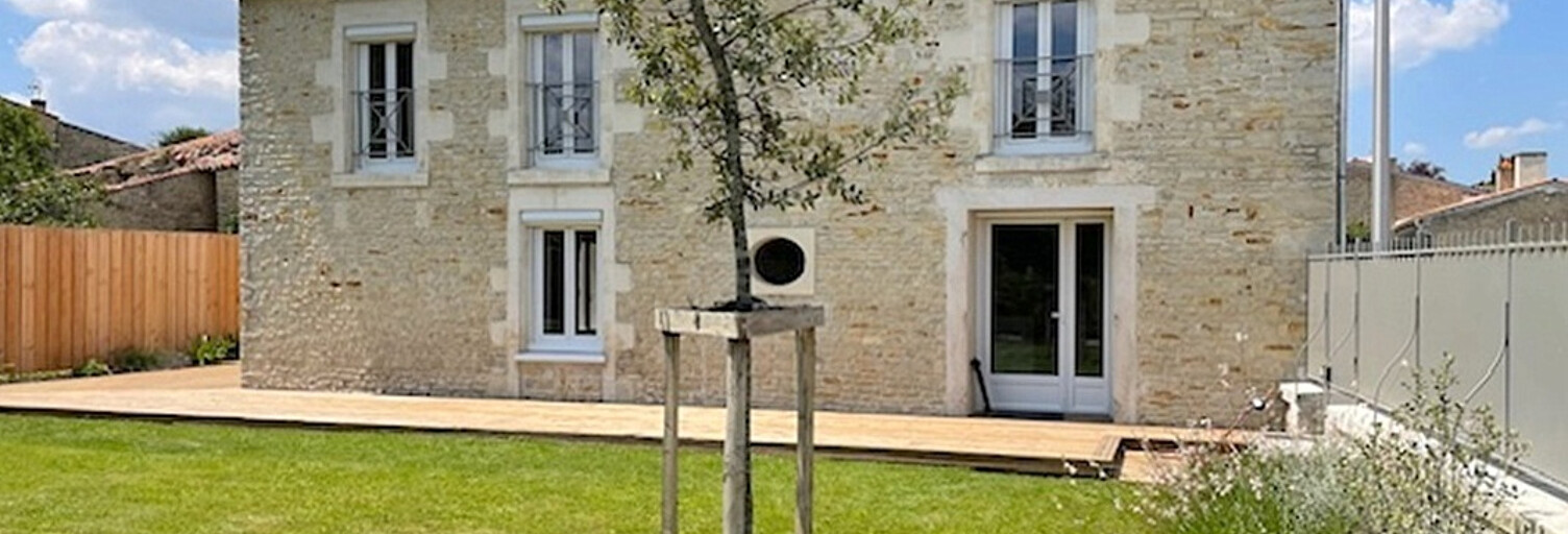 Maison 8 Pièces 232 m² à vendre à Saint-Sauveur-d'Aunis (17540)
