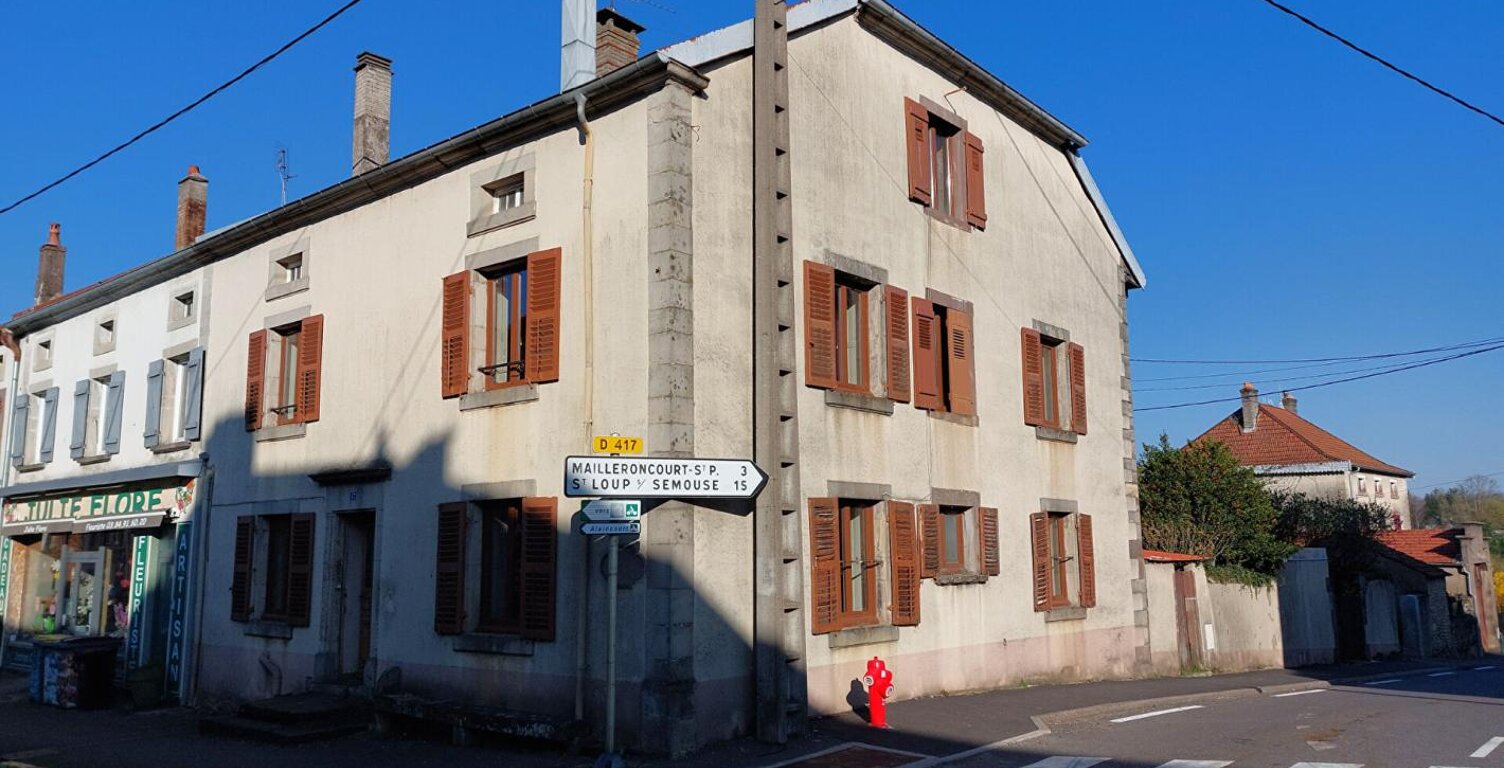 Maison Vauvillers 8 pièce(s) 181 m2 jardin — photo 1