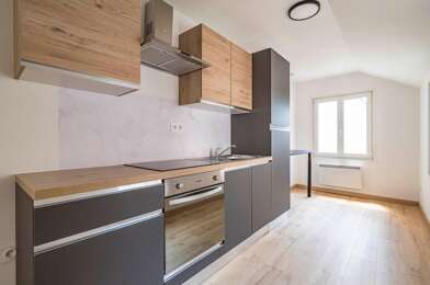 Appartement 3 pièces 790 €