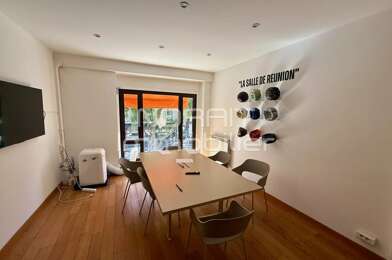 Bureau 2 pièces 1700 €