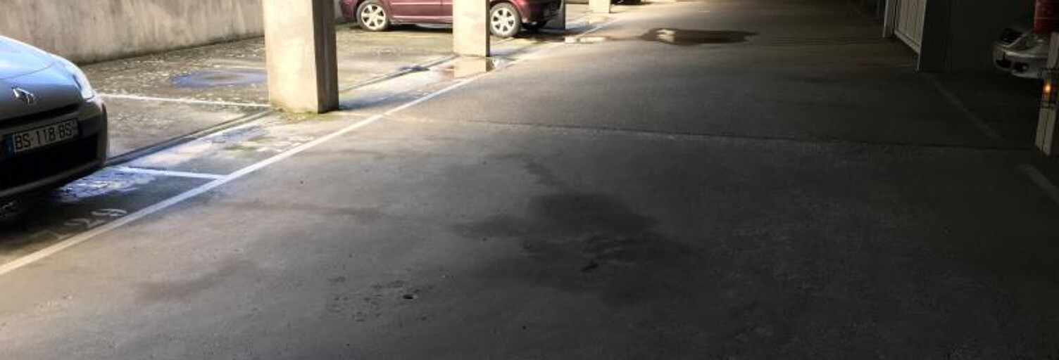 Garage   m² à louer à Poitiers (86000)