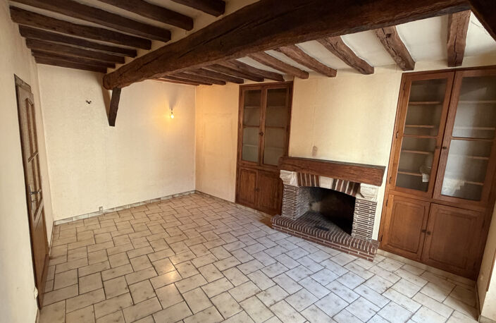 IMMEUBLE DE RAPPORT (Possibilité de louer 2 maisons)   CENTR — photo 3