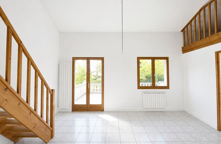 Vente maison 5 pièces 125 m² Niévroz (01120) — photo 3