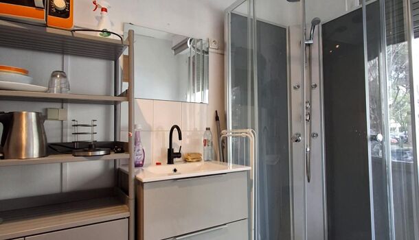 Appartement 1 pièces  à louer Marseille 8eme 13008