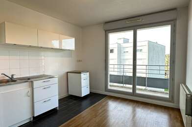 Appartement 3 pièces 736 €