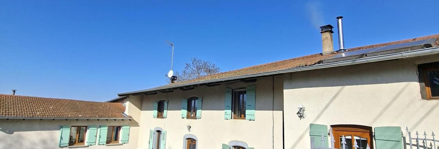 Maison 6 Pièces 191 m² à vendre à Panissières (42360)