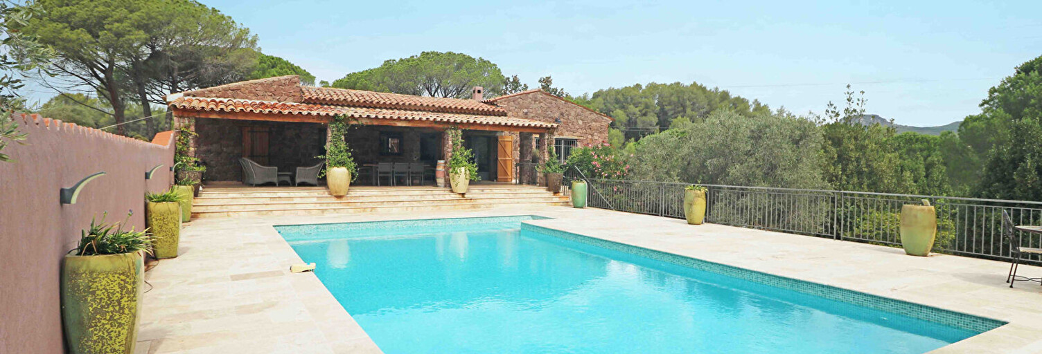 Maison 6 Pièces 247 m² à vendre à Roquebrune-sur-Argens (83520)