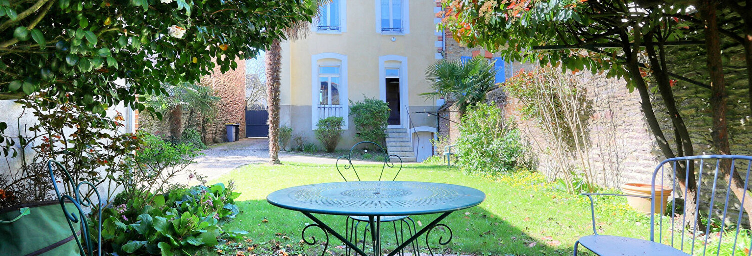 Maison 6 Pièces 167 m² à vendre à Rennes (35700)