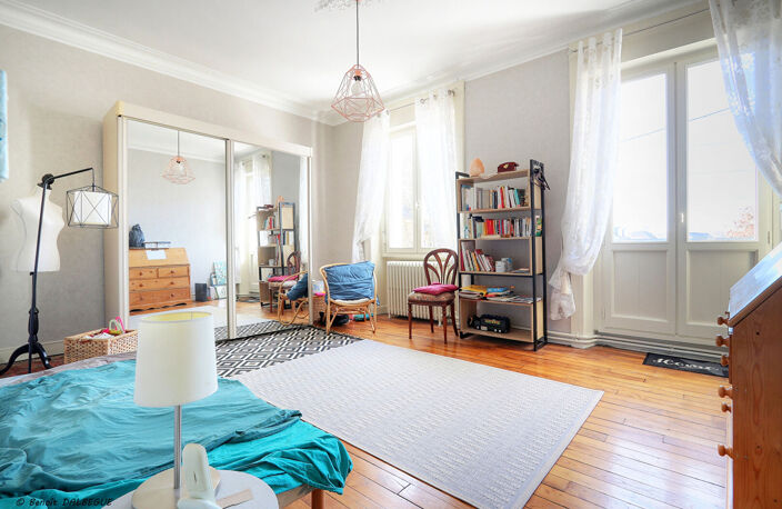 Rennes Thabor/ Sévigné - Maison de Type 8 - Exclusivté — photo 2
