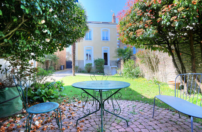 Rennes Thabor/ Sévigné - Maison de Type 8 - Exclusivté — photo 4