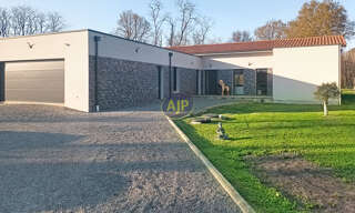 Maison 6 Pièces 200 m² à vendre à Queyrac (33340)