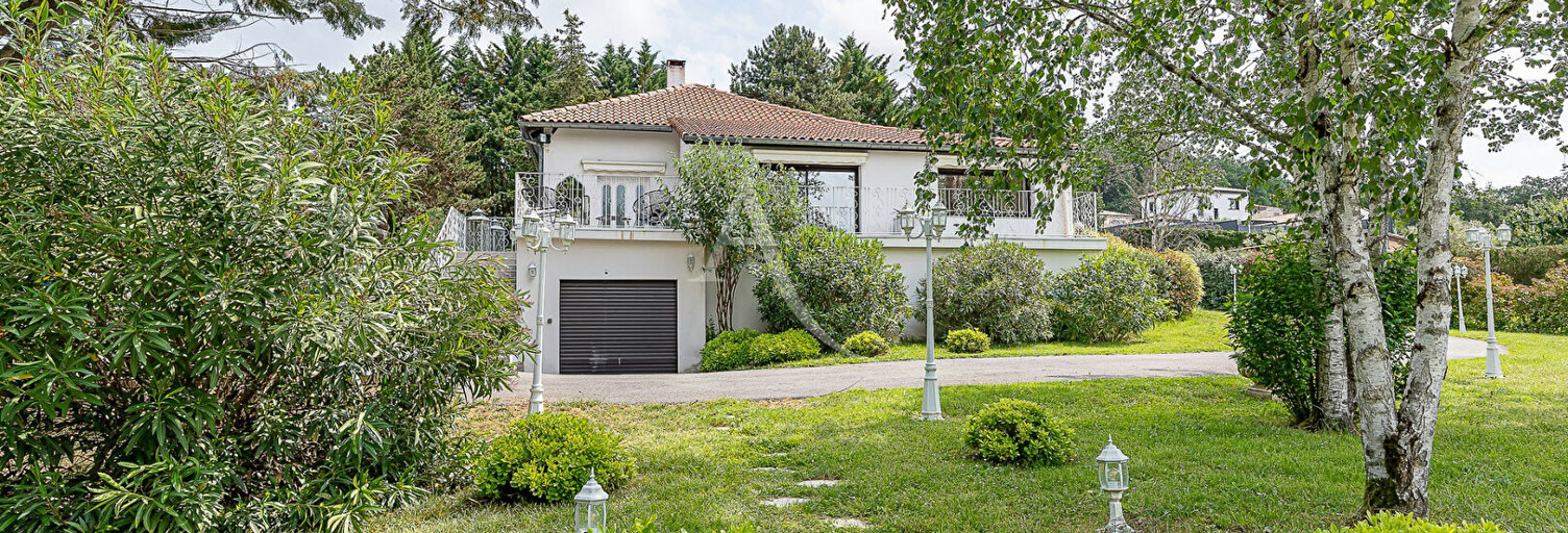 Maison 8 Pièces 350 m² à vendre à Montastruc-la-Conseillère (31380)