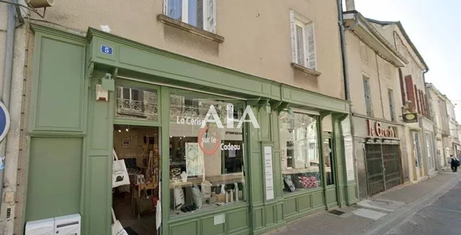 Local commercial et appartement — photo 1