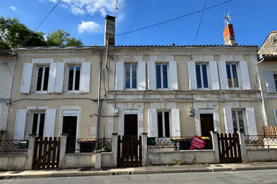 Immeuble  247000 €