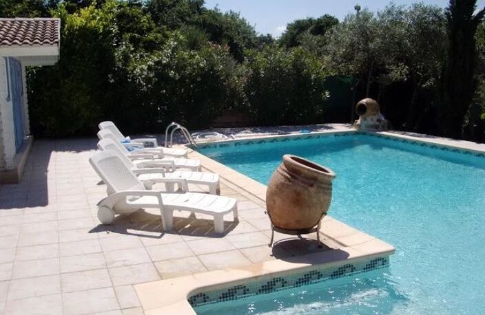 Superbe villa dans un village tous commerces — photo 2