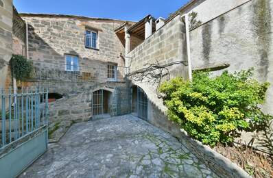 Charmante maison de village avec cour et terrasses — photo du bien