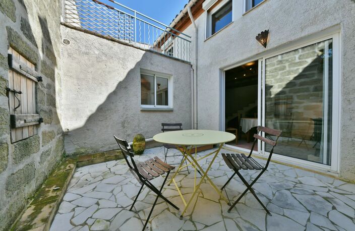 Charmante maison de village avec cour et terrasses — photo 3