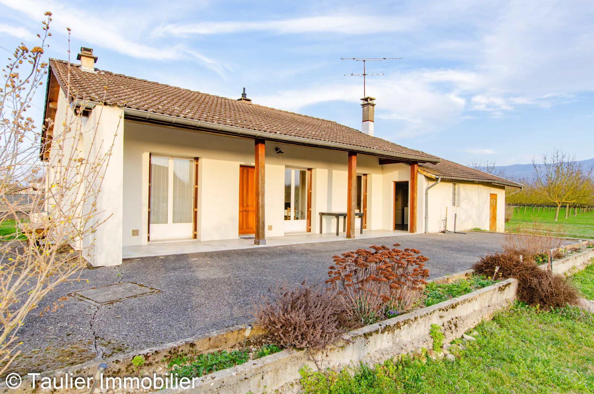 Villa / Maison  T4 à vendre Chatte 38160