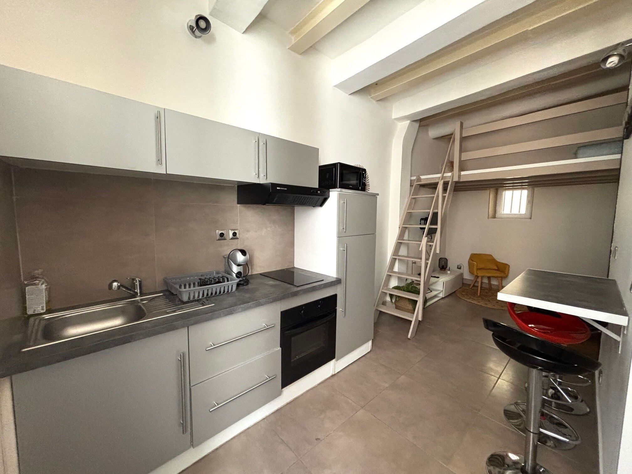 Appartement  T1 à louer Marseille 7eme 13007