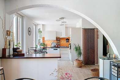 Appartement 3 pièces 890 €