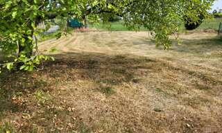 Terrain  653 m² à vendre à Dompierre-sur-Veyle (01240)