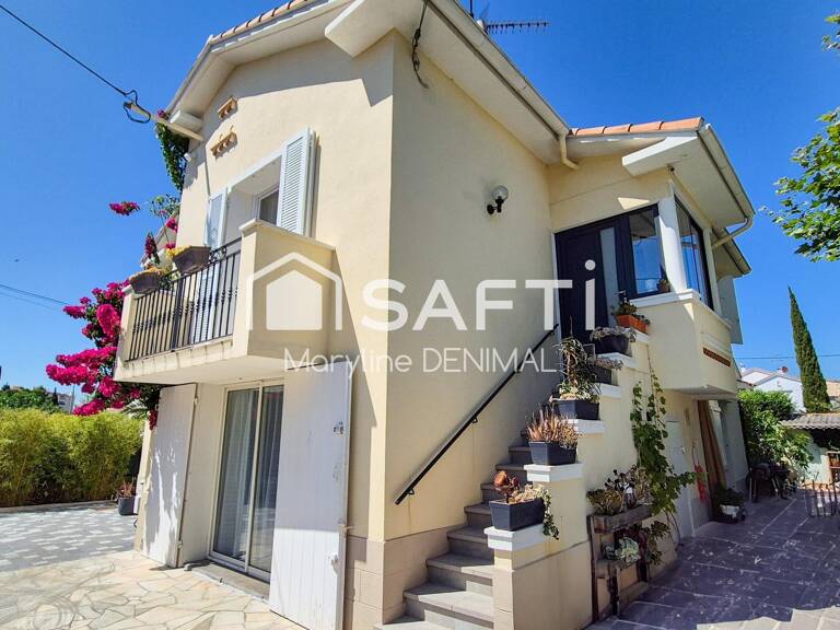 Villa de charme rénovée  130 m² avec piscine à deux pas des plages et des commerces — photo 1