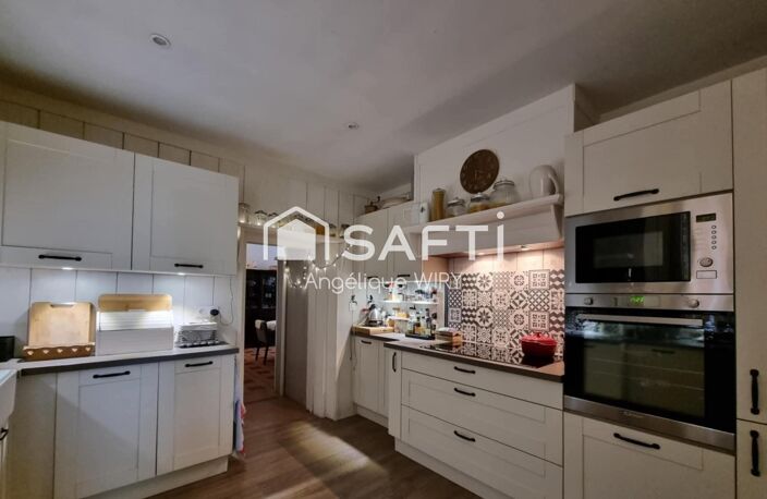 Description de cette maison de 270m² avec piscine — photo 5