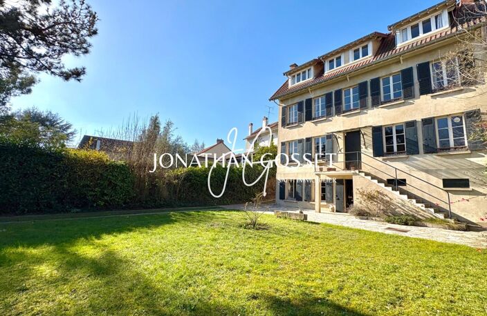 Verneuil-sur-Seine: Demeure familiale en plein centre-ville de 10pcs - 6ch - 208m² sur 1430m² de terrain — photo 3