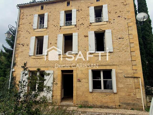 Maison de bourg en pierre, 5 pièces. — photo du bien