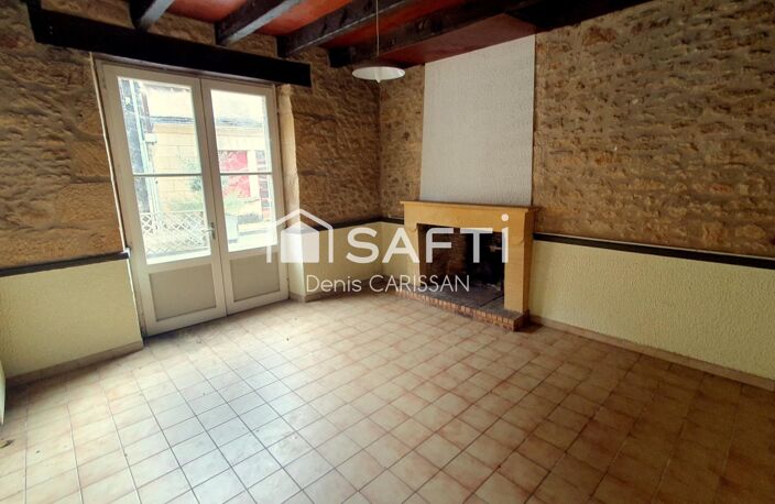 Maison de bourg en pierre, 5 pièces. — photo 2