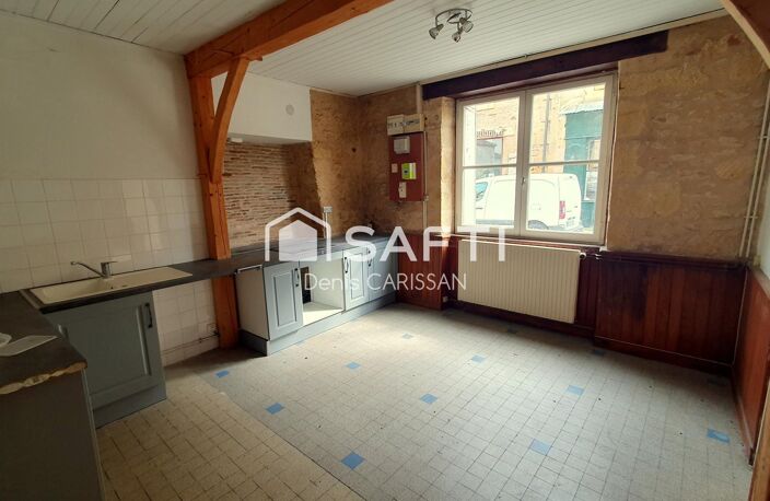 Maison de bourg en pierre, 5 pièces. — photo 3