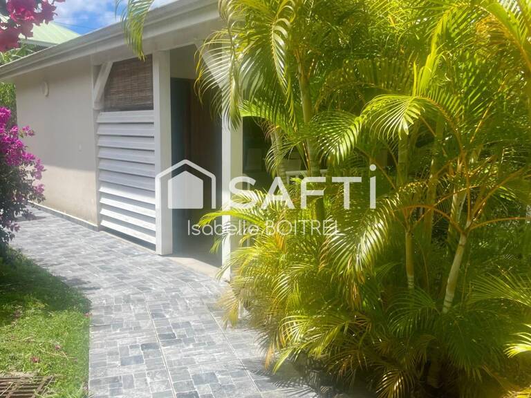 Bouillante  Bungalow dans environnement calme — photo 1