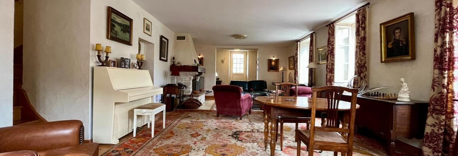 Maison 8 Pièces 214 m² à vendre à Port-Lesney (39600)