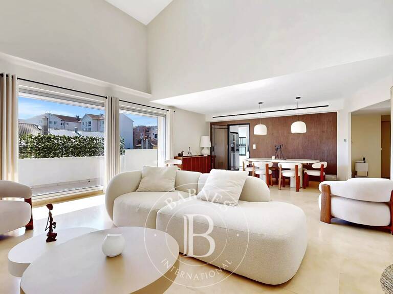Lyon - Part-Dieu - Appartement de 166 m² en dernier étage avec terrasse et balcon - 4 chambres — photo 1