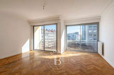 Appartement 4 pièces 300000 €