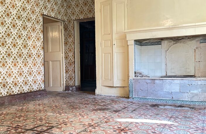 Vente maison 7 pièces 255 m² Fontvieille (13990) — photo 4