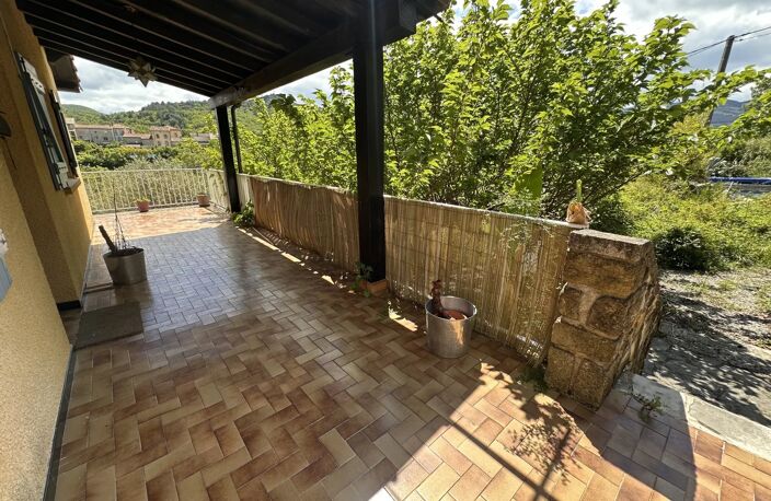 vaste villa 160 m2, 5 chambres vue dégagée sur 1255 m2 clos. — photo 4