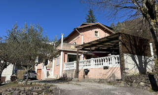 Maison 5 Pièces 128 m² à vendre à Roquebillière (06450)