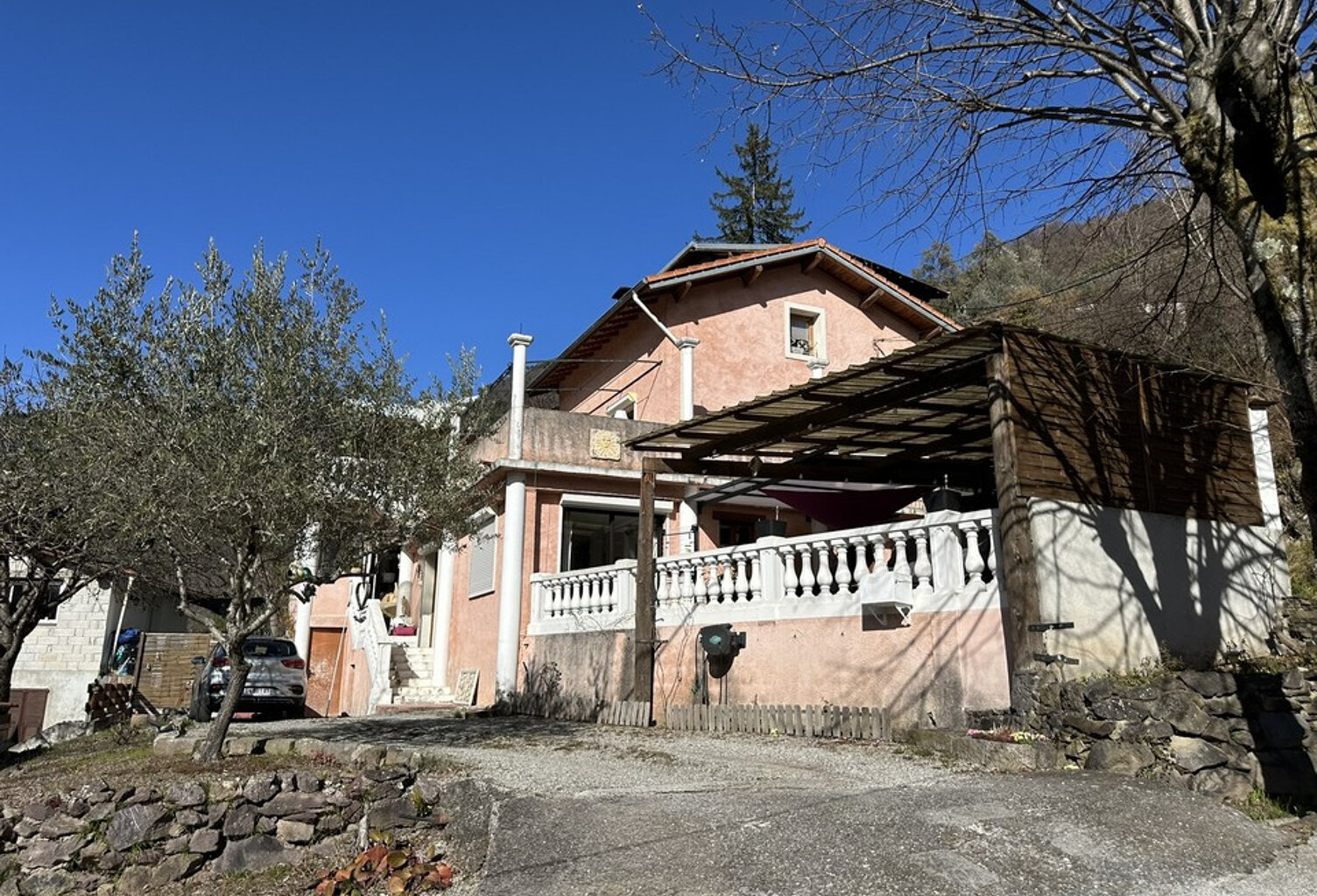 Villa 5 pièces de 128 m2 avec très grande terrasse, parking — photo 1