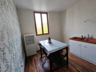 DANS UN BEL IMMEUBLE ANCIEN — photo 3