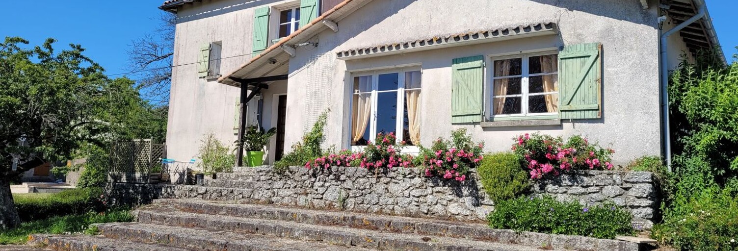 Maison 8 Pièces 144 m² à vendre à Largeasse (79240)