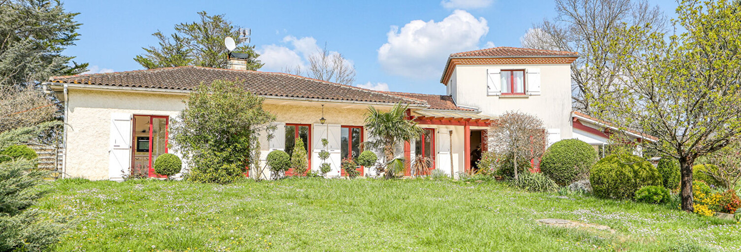 Maison 8 Pièces 218 m² à vendre à Mirande (32300)