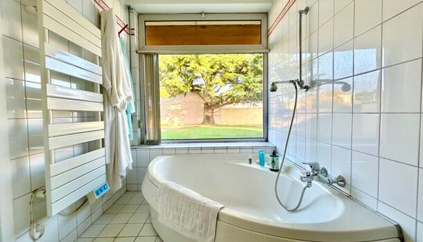 Villa / Maison 8 pièces  à vendre Tournon-sur-Rhône 07300