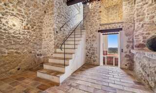 Maison 4 Pièces 193 m² à vendre à Châteauneuf-Grasse (06740)