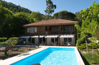 Maison 8 pièces 425000 €