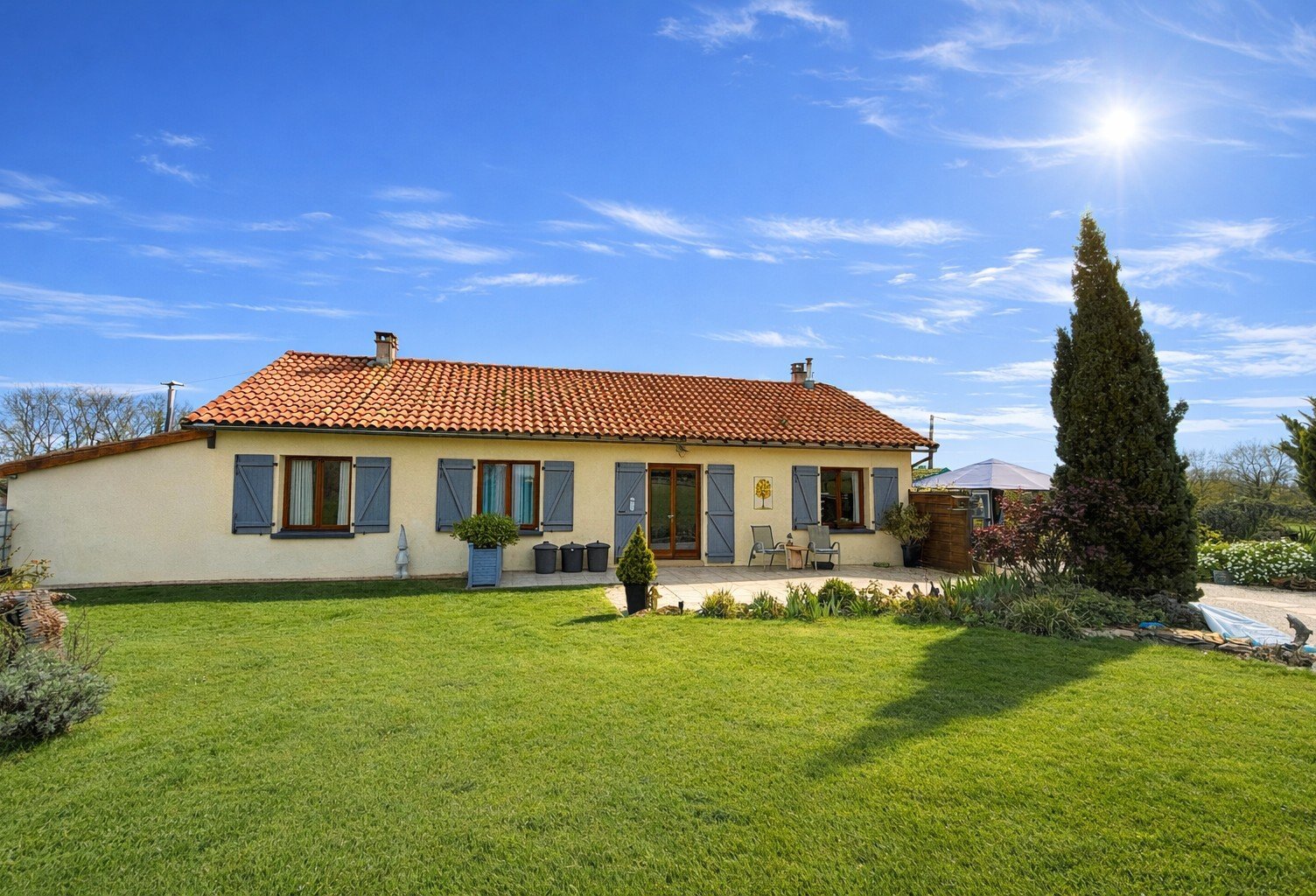 Maison — photo 1
