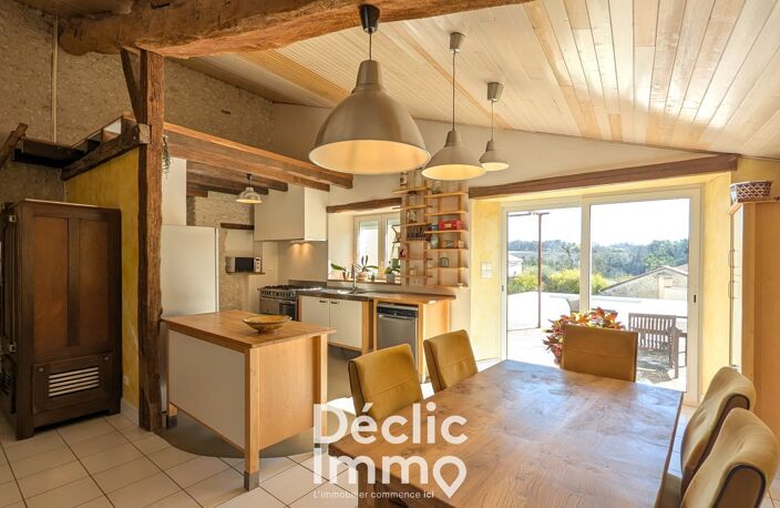 Bâtisse en Pierre de 230 m² - Ronsenac proche Villebois-Lavalette & Frontière Dordogne — photo 2