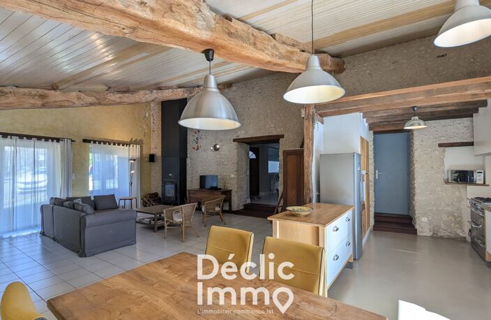 Bâtisse en Pierre de 230 m² - Ronsenac proche Villebois-Lavalette & Frontière Dordogne — photo 4