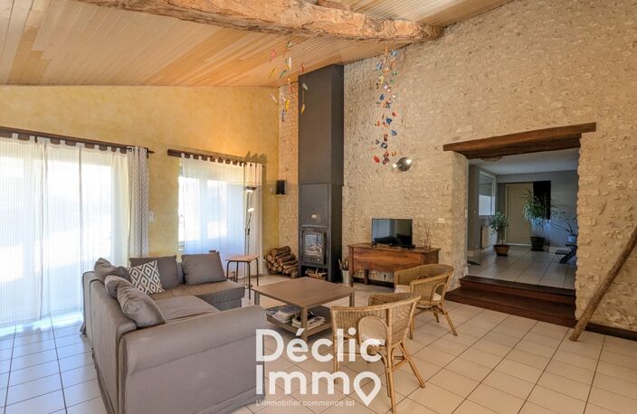 Bâtisse en Pierre de 230 m² - Ronsenac proche Villebois-Lavalette & Frontière Dordogne — photo 5