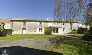 Maison 6 Pièces 226 m² à vendre à Sainte-Néomaye (79260)